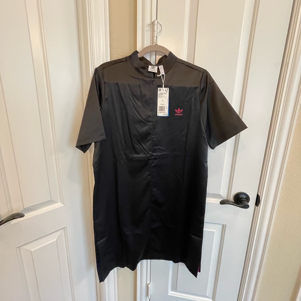 NWT Adidas Satin dress in black/red size large
